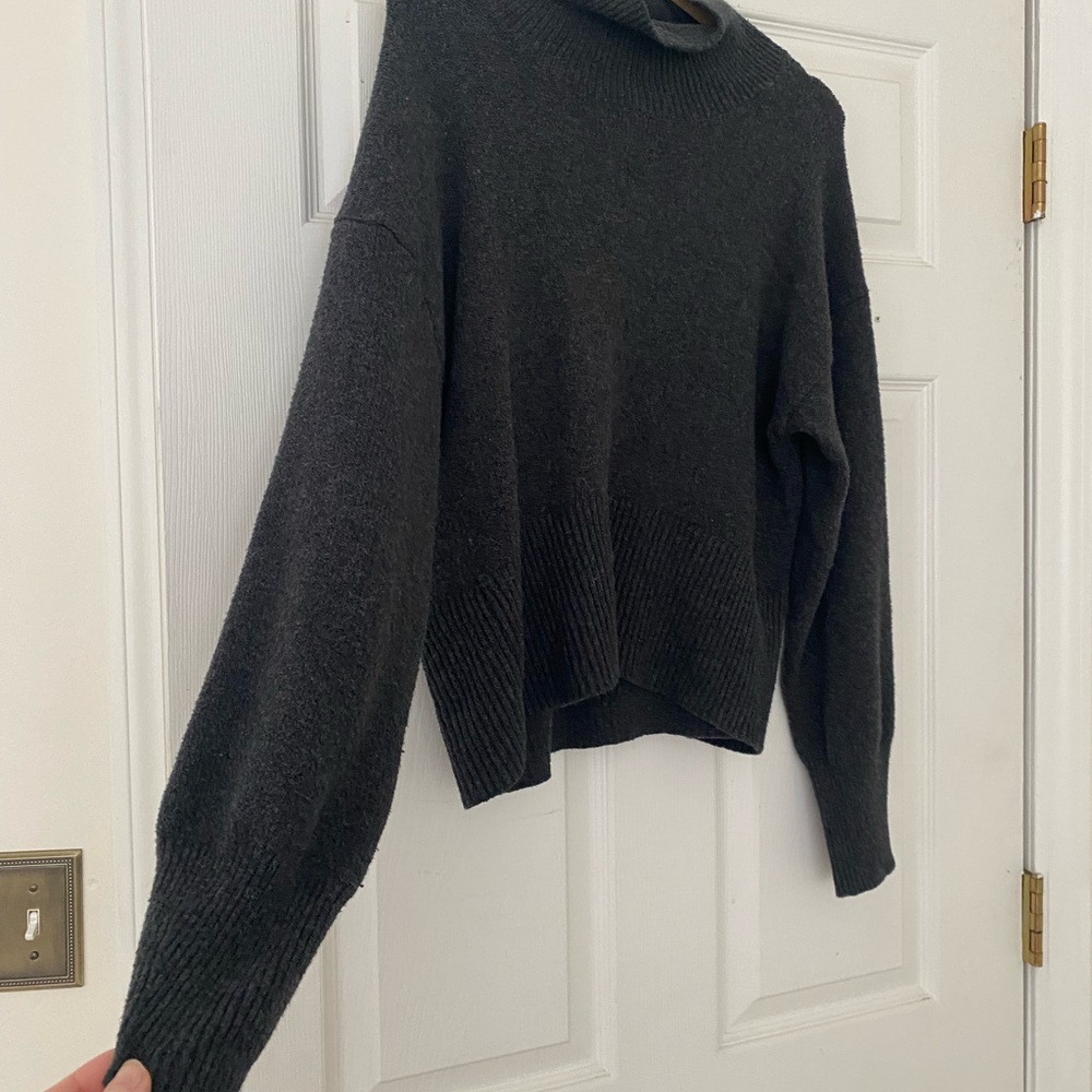 SWEATER BUNDLE!! A New Day and HM size Small Basic Sweater and Cardigan